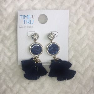 Bundle/Save 3 for $20 Time and Tru earrings only